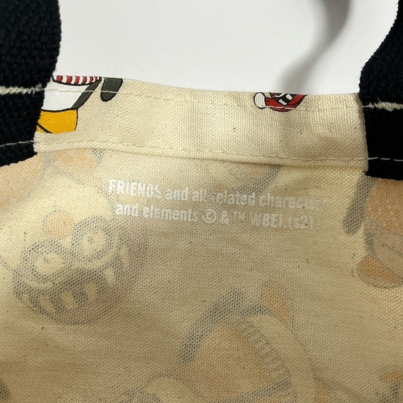 The Friends Experience Hugsy All Over Tote Travel Bag Rare Friends Official - Picture 5 of 7